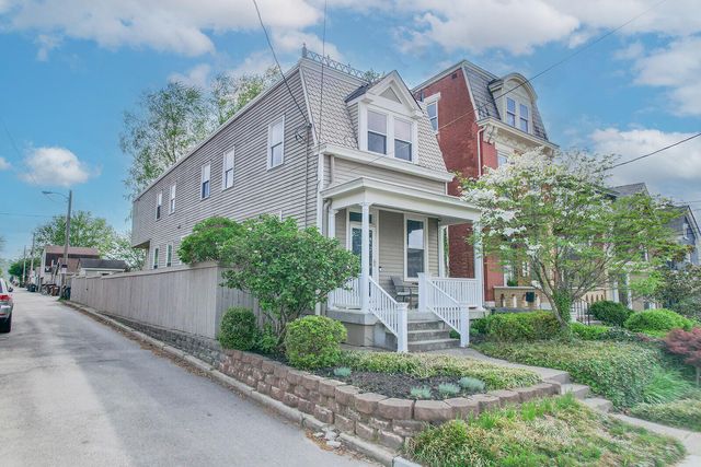 210 Adela Avenue, Ludlow, KY 41016