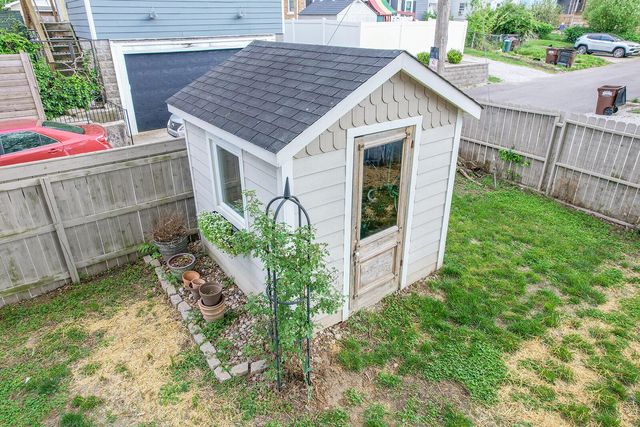 210 Adela Avenue, Ludlow, KY 41016