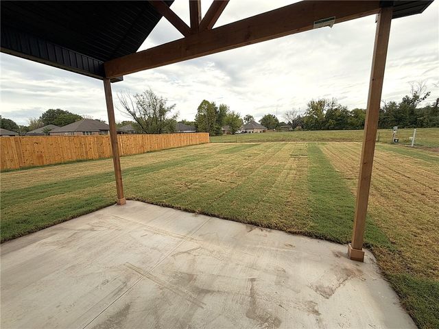 1318 Big Oak Drive, Alma, AR 72921