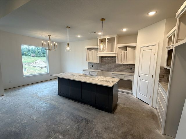 1318 Big Oak Drive, Alma, AR 72921