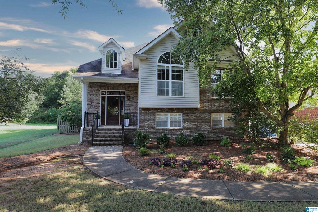 113 MORNING MIST TRAIL, Alabaster, AL 35007