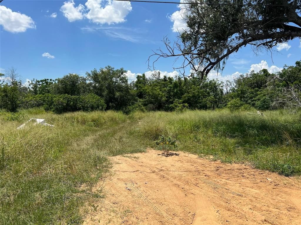 935 GRIFFIN ROAD, Frostproof, FL 33843