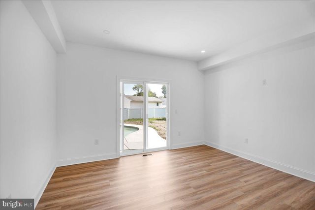 2504 CHURCH RD, Cinnaminson, NJ 08077