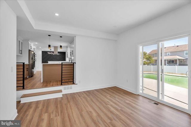 2504 CHURCH RD, Cinnaminson, NJ 08077