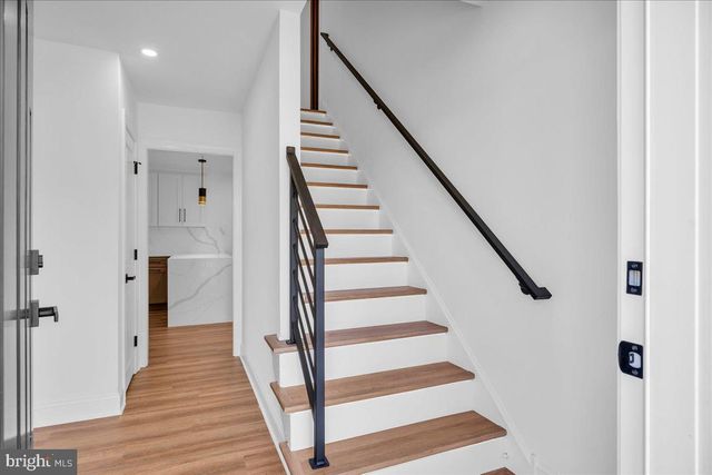 2504 CHURCH RD, Cinnaminson, NJ 08077