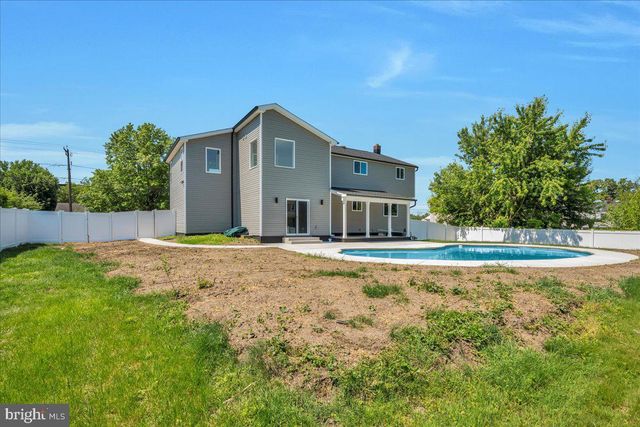 2504 CHURCH RD, Cinnaminson, NJ 08077