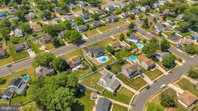 2504 CHURCH RD, Cinnaminson, NJ 08077