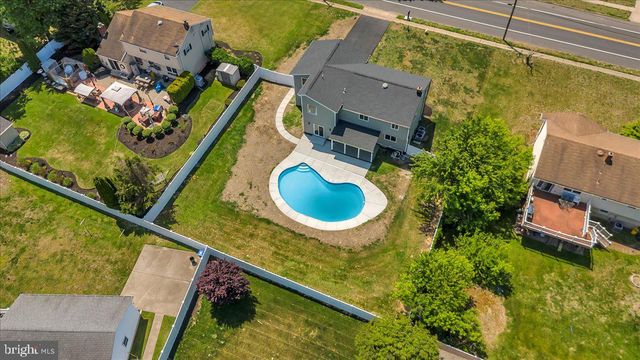 2504 CHURCH RD, Cinnaminson, NJ 08077