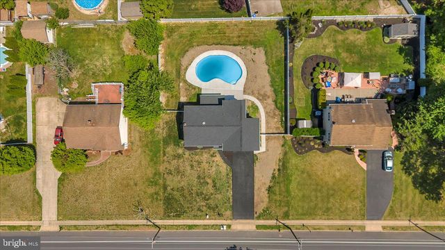 2504 CHURCH RD, Cinnaminson, NJ 08077