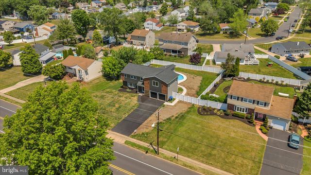2504 CHURCH RD, Cinnaminson, NJ 08077