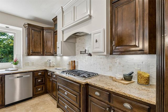 1401 Canyon Bridge Lane, Edmond, OK 73034