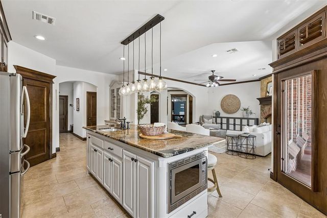 1401 Canyon Bridge Lane, Edmond, OK 73034