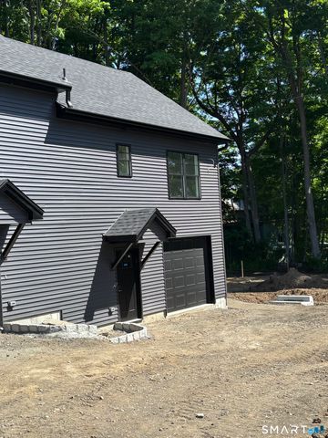 9 Putnam Park Road, Bethel, CT 06801