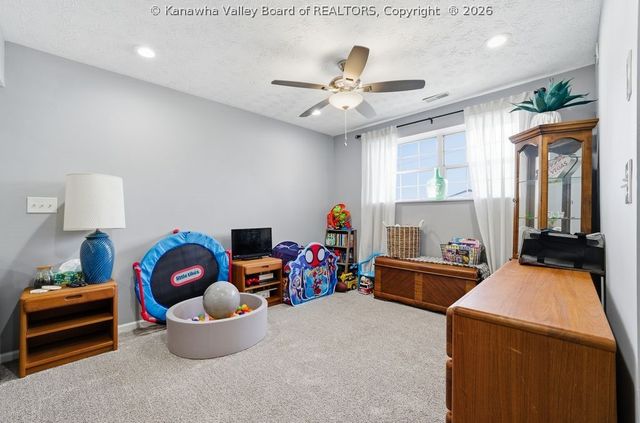 117 Rolling Meadows, Scott Depot, WV 25560