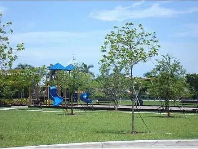 22901 SW 88th Pl 106, Cutler Bay, FL 33190