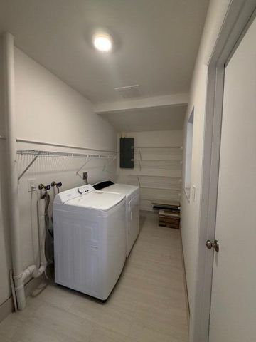 3901 Harwood Street, West Palm Beach, FL 33403