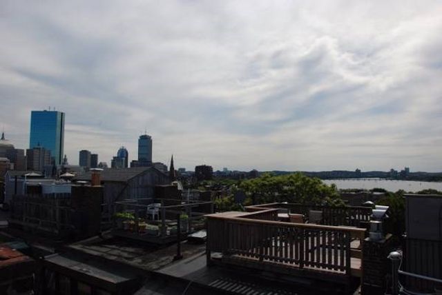 3 Goodwin Pl B, Boston, MA 02114