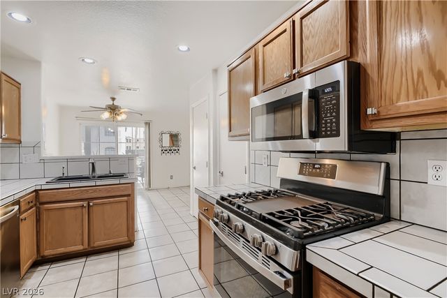 8212 Dream Star Court, Las Vegas, NV 89145