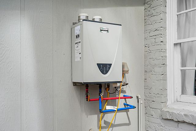 305 Forest Circle, Walterboro, SC 29488