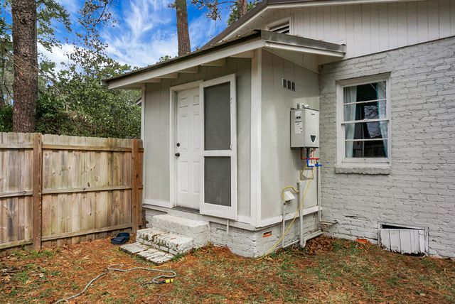 305 Forest Circle, Walterboro, SC 29488