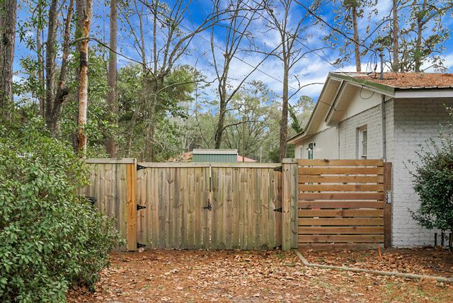 305 Forest Circle, Walterboro, SC 29488