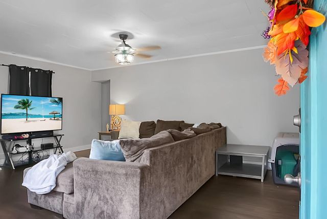 305 Forest Circle, Walterboro, SC 29488