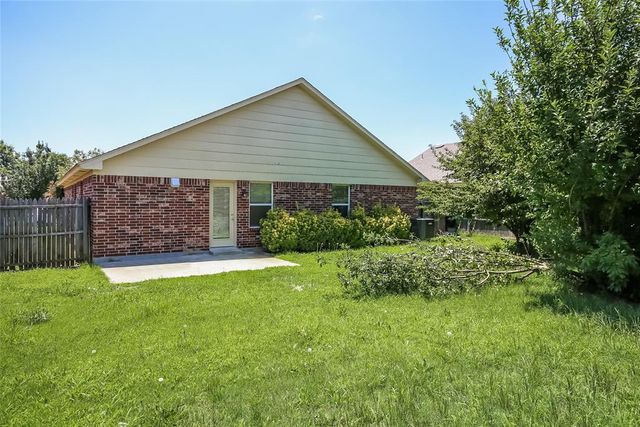 10633 NW 34th Terrace, Yukon, OK 73099