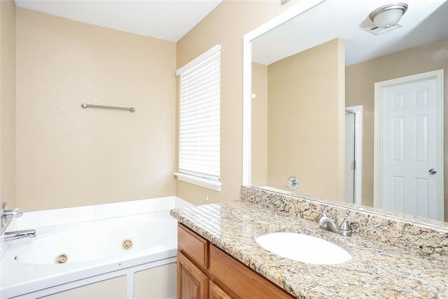 10633 NW 34th Terrace, Yukon, OK 73099