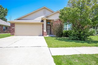 10633 NW 34th Terrace, Yukon, OK 73099