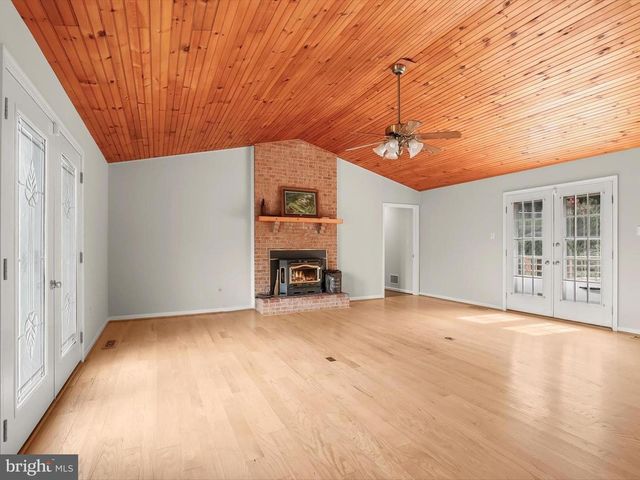 1955 VALHALLA DR, Finksburg, MD 21048