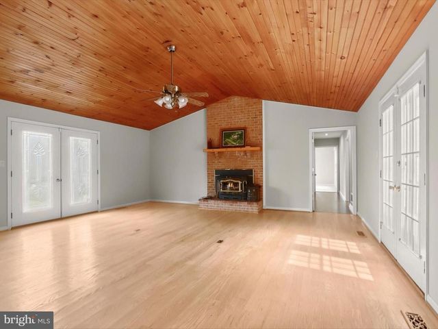 1955 VALHALLA DR, Finksburg, MD 21048