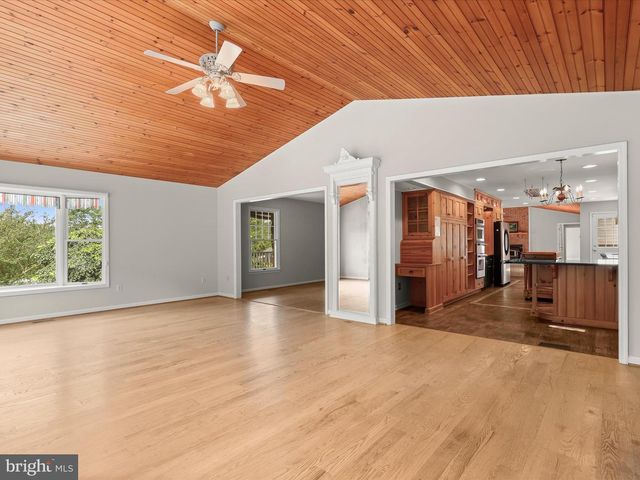 1955 VALHALLA DR, Finksburg, MD 21048