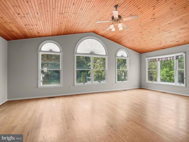 1955 VALHALLA DR, Finksburg, MD 21048