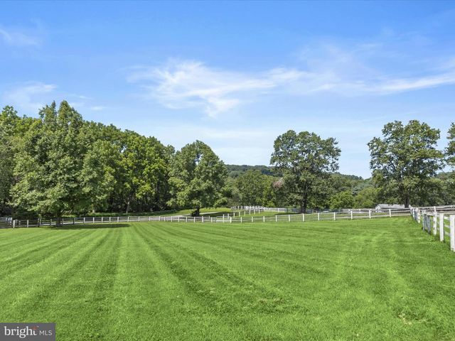 1955 VALHALLA DR, Finksburg, MD 21048