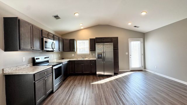 2492 Feathersound Way, Lexington, KY 40511