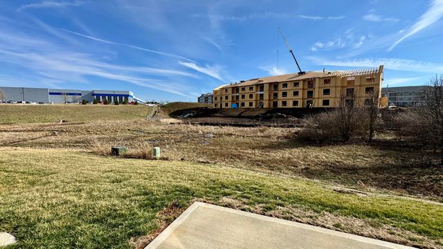 2492 Feathersound Way, Lexington, KY 40511