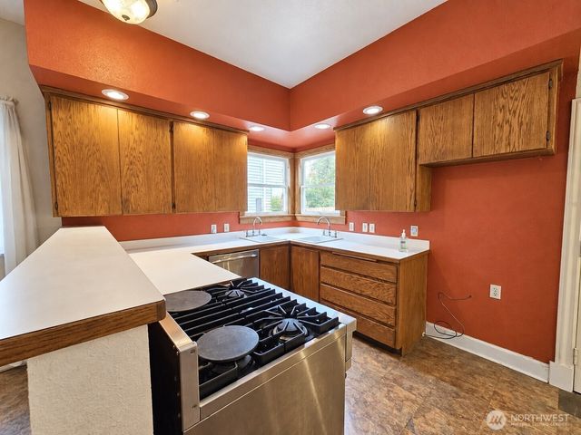 1423 S Yakima Avenue, Tacoma, WA 98405