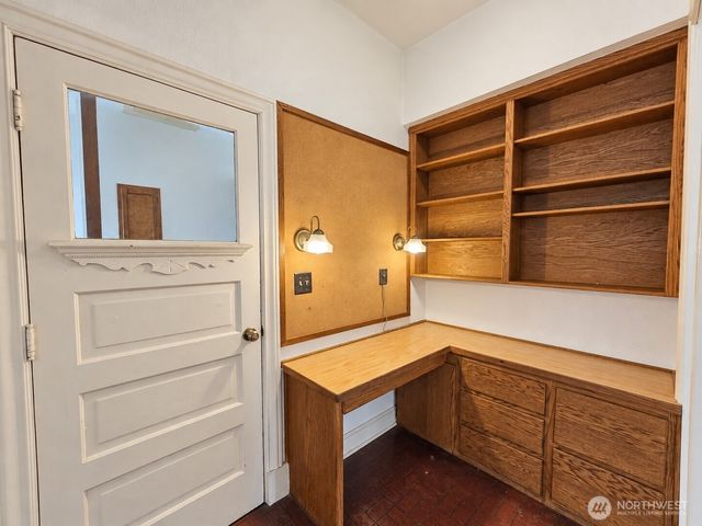 1423 S Yakima Avenue, Tacoma, WA 98405