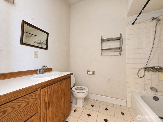 1423 S Yakima Avenue, Tacoma, WA 98405