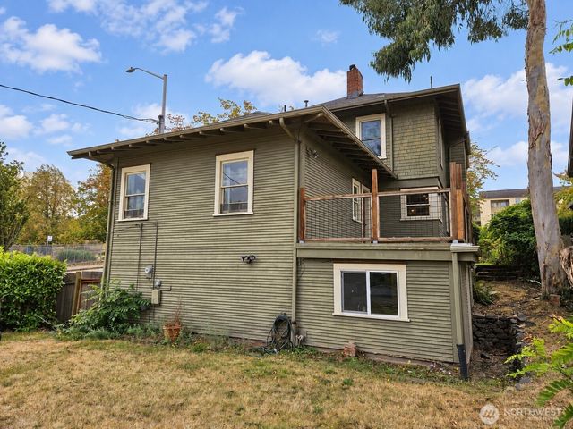 1423 S Yakima Avenue, Tacoma, WA 98405