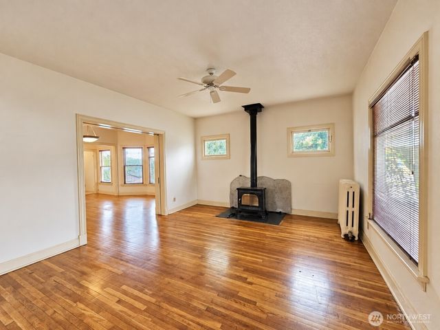 1423 S Yakima Avenue, Tacoma, WA 98405