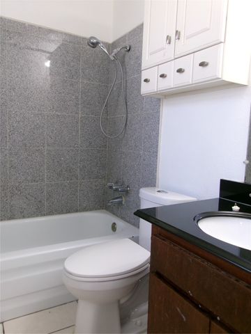 2409 Ventura Drive B, Arlington, TX 76015