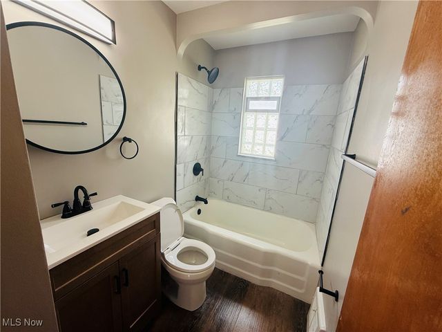 19807 Gardenview Drive, Maple Heights, OH 44137