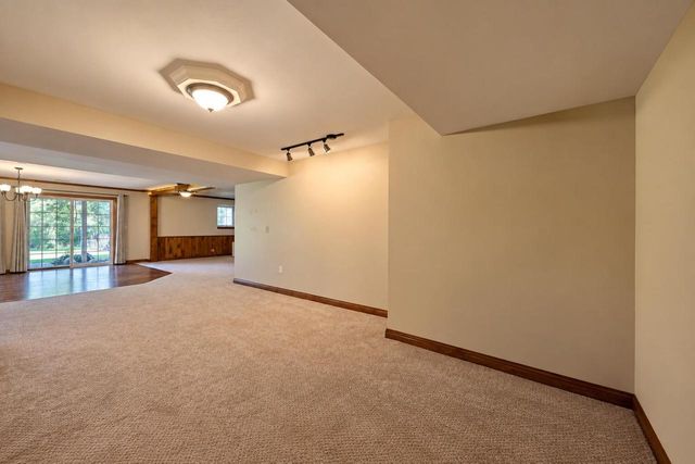211 Kummrow COURT, Wales, WI 53183