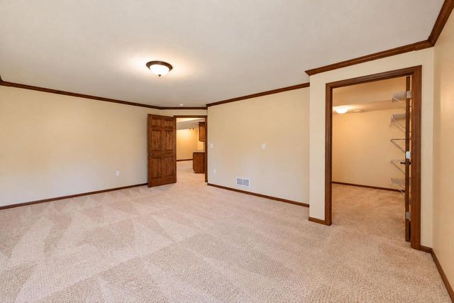 211 Kummrow COURT, Wales, WI 53183