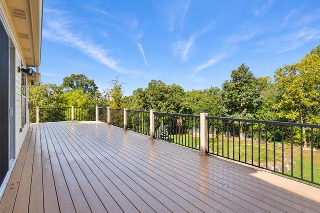 211 Kummrow COURT, Wales, WI 53183
