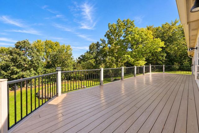 211 Kummrow COURT, Wales, WI 53183