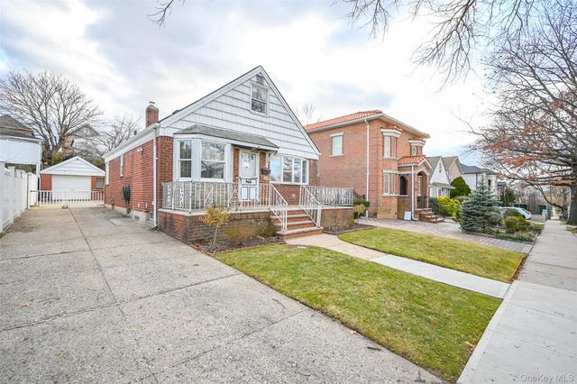 14728 8th Avenue, Whitestone, NY 11357
