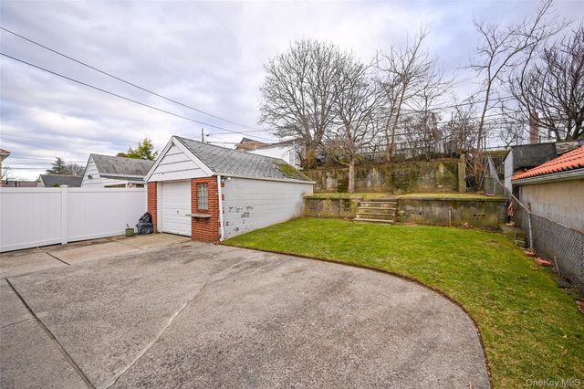 14728 8th Avenue, Whitestone, NY 11357