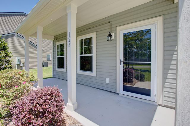 128 Balsam Circle, Summerville, SC 29485